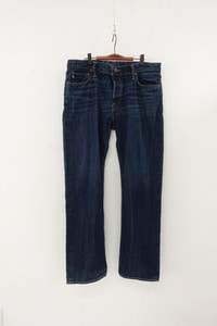 ABERCROMBIE &amp; FITCH (36)