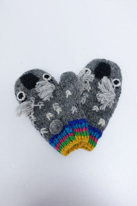 hand made knit gloves