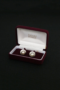TASAKI PEARLS - pearl &amp; silver cuff links