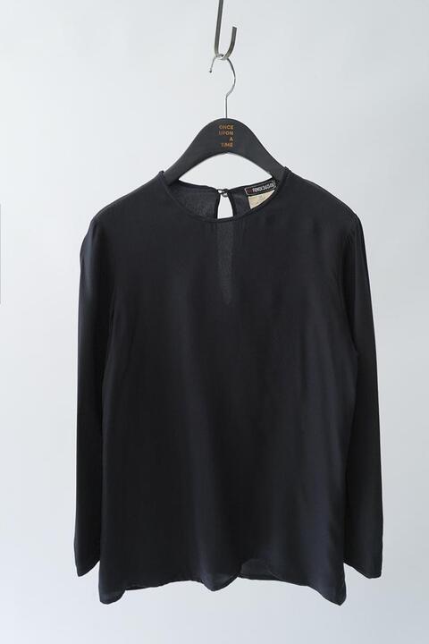 80&#039;s FENDI - pure silk blouse